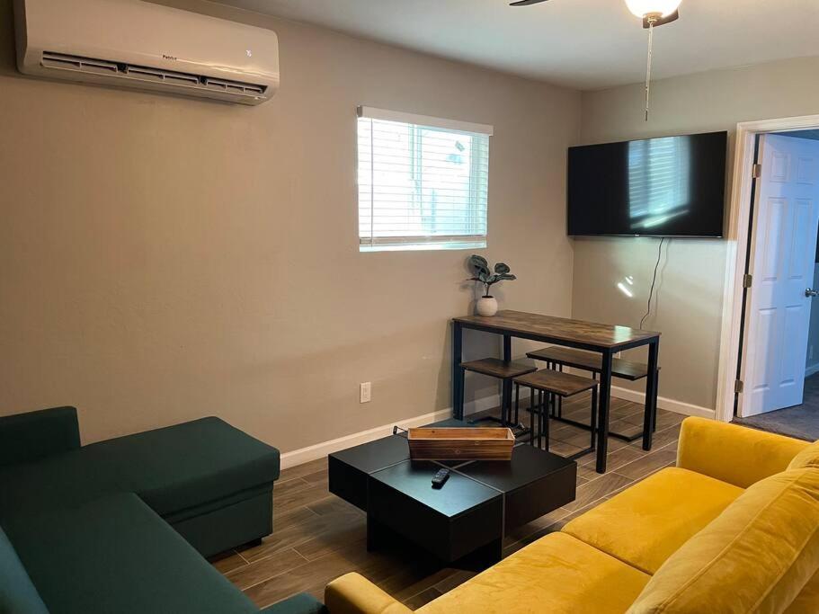 New Stylish Midtown With One Bedroom Phoenix Exterior foto